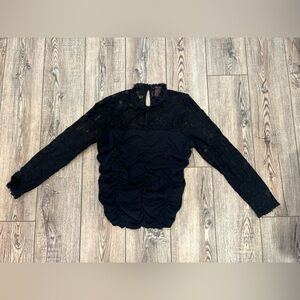 Alison Sheri Black Lace Long Sleeve Top M | Elegant Floral Design